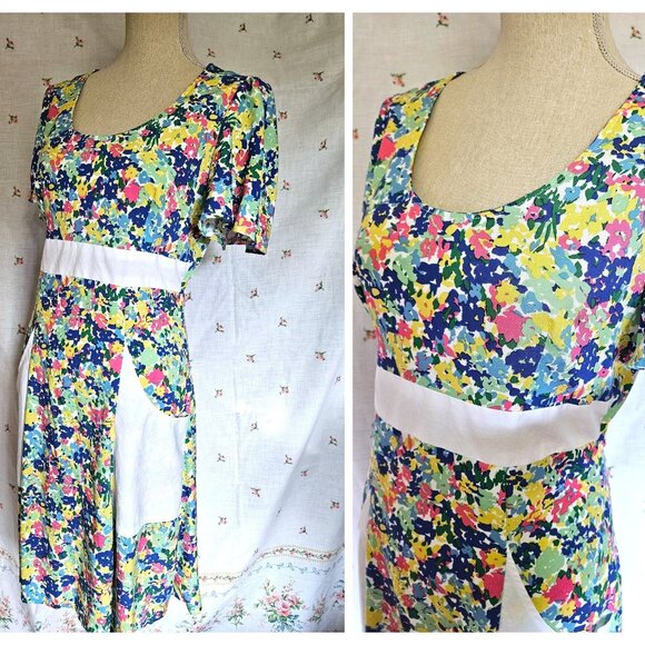 Size S Flutter Sleeve Knee Length Dress NWT - Picture 1 of 8